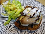 Tartines de chèvre aux échalotes confites et oeuf poché