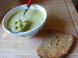 Velouté de petits pois et légumes de printemps à la poitrine fumée