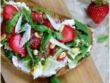 Crostini aux Fraises, Pesto Génois et Ricotta