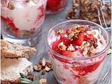 Eton Mess aux fraises et aux noisettes caramélisées