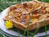 Tarte hexagonale aux reines claudes sur pâte sablée gourmande à la crème fraîche