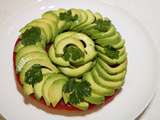 Tarte fine, gelée de tomates et avocat