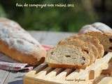 Pain de campagne aux raisins secs