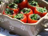 Escargots dans des tomates cerise