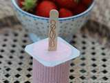 Glace aux petits suisses et aux fraises