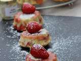 Petits moelleux aux fraises et à la gelée de thym