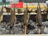 Maquereaux au barbecue ou à la plancha, sauce au beurre à l’estragon