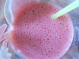 Smoothie fraises et noix de coco