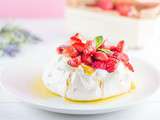 Pavlova fraise rhubarbe