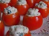 Tomates cerises au thon et fromage de chèvre frais et fines herbes