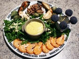 Assiette de fruits de mer, aïoli et salade