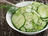 Salade de concombres au gros sel