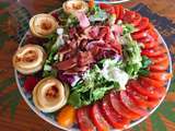 Salade poulet, bacon, tomate et artichaut