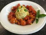 Spaghettis et poêlée de tomates cerises