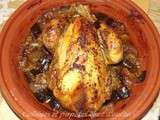 Poulet à l’aubergine et aux fruits en tajine