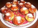 Mini Brioche moelleuse fourrée aux framboises (ou fraises):