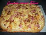 Pizza jambon oignons pommes de terre et crème