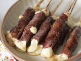 Brochettes de boeuf au fromage comme au japonais