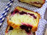 Cake aux pommes et aux fruits rouges