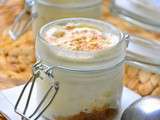 Verrine glacée à la vanille et au café, comme un tiramisu