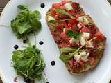 Bruschetta aux 2 tomates