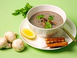 Velouté de cèpes et bolets aux huîtres : recette de saison