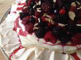 Pavlova aux fruits rouges