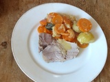 Rôti de porc aux oignons et carottes