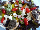 Salade poivrons confits, tapenade et fêta