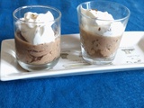 Verrines de purée de marrons et chantilly aux morilles séchées