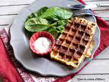 Gaufres de pomme de terre, viande des grisons et sa sauce ciboulette / Potato and beef ham waffle and its chive creme fraiche