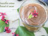 Smoothie crème à l'avocat et cacao cru