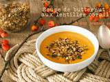 Soupe de butternut aux lentilles corail et granola salé