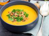 Soupe de butternut aux noix