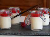 Panna cotta et son coulis de fruits rouges