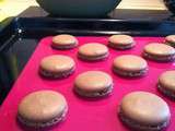 Macarons au chocolat            (Difficulté ** )