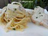 Tagliatelles fraîches et coeurs de filets de poissons sauce roquefort