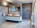 Salle De Bain Moderne Blanc Et Gris