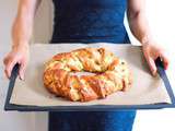 Couronne suédoise briochée au chocolat blanc et à la cardamome