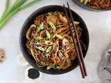 Nouilles soba au sésame et aux champignons