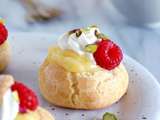 Petits choux au lemon curd et aux framboises