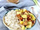 Sauté de tofu et ananas, sauce crémeuse au beurre de cacahuète (vegan, sans gluten)