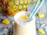 Smoothie tropical ananas et noix de coco