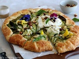 Tarte rustique aux courgettes, burrata et noisettes grillées