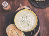 Velouté de poireaux et pain aux épinards