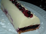 Bûche entremets cheesecake yuzu-cassis