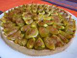 Tarte crème de noisettes, compote de figues et figues fraiches