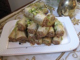 Baklawa rolls (baklawa roulé) noix-noisettes....بقلاوة ملفوفة (مبرومة) بالجوز و البندق