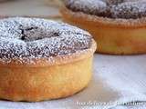 Tartelette fondant au chocolat sur lit de pâte de spéculoos