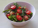 Roquette aux tomates cerises